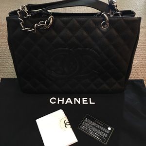 Authentic Chanel Caviar (GST) Grand Shopping Tote